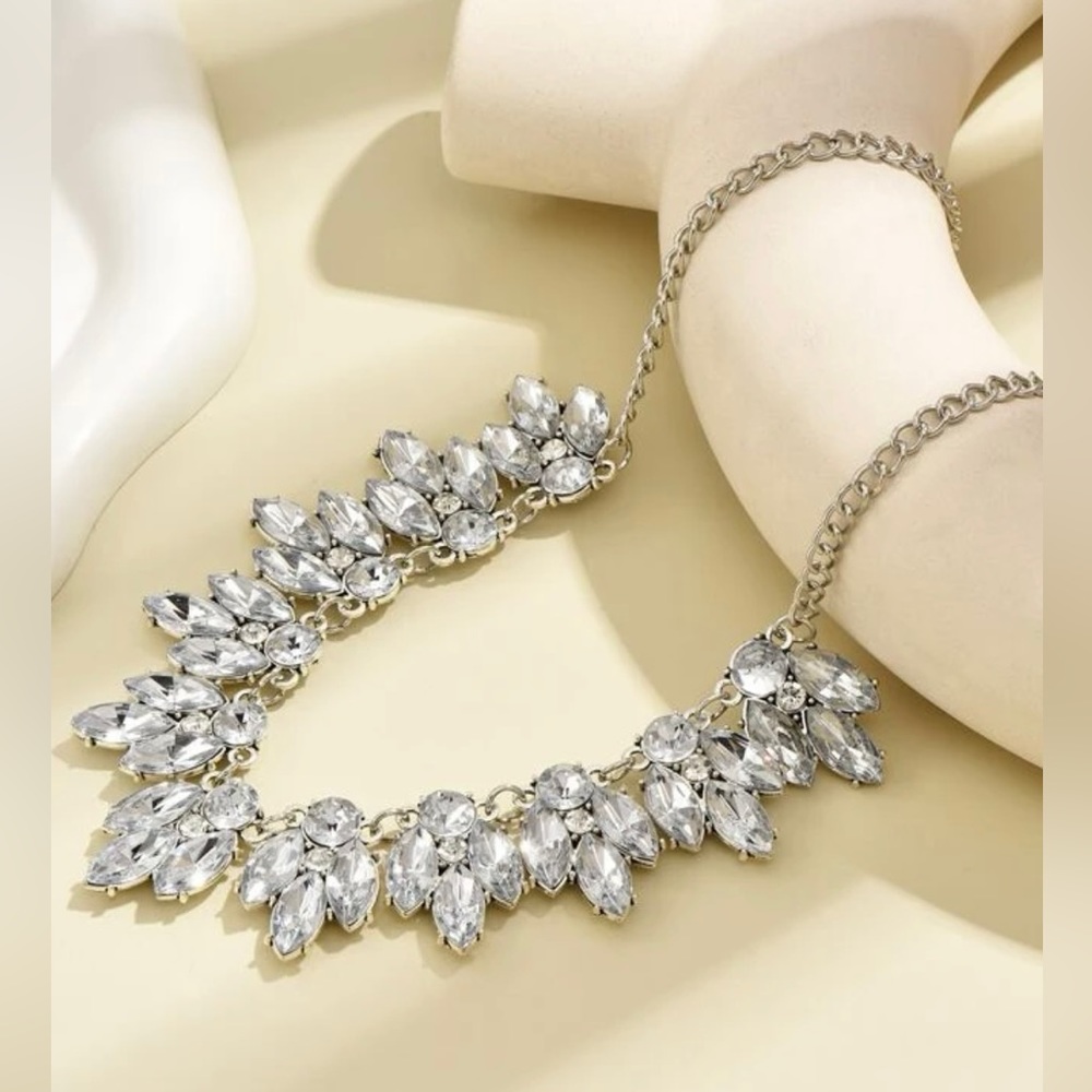 Rhinestone necklace